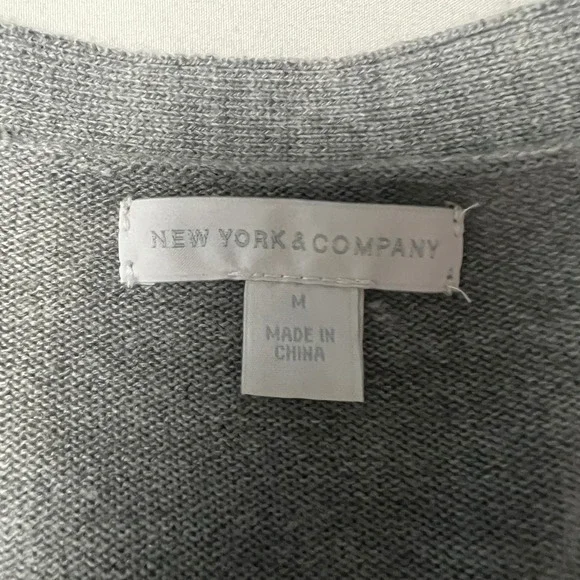 New York & Company Argyle Sweater Shirt Collar Gray Red‎ Black White Medium - Picture 7 of 13